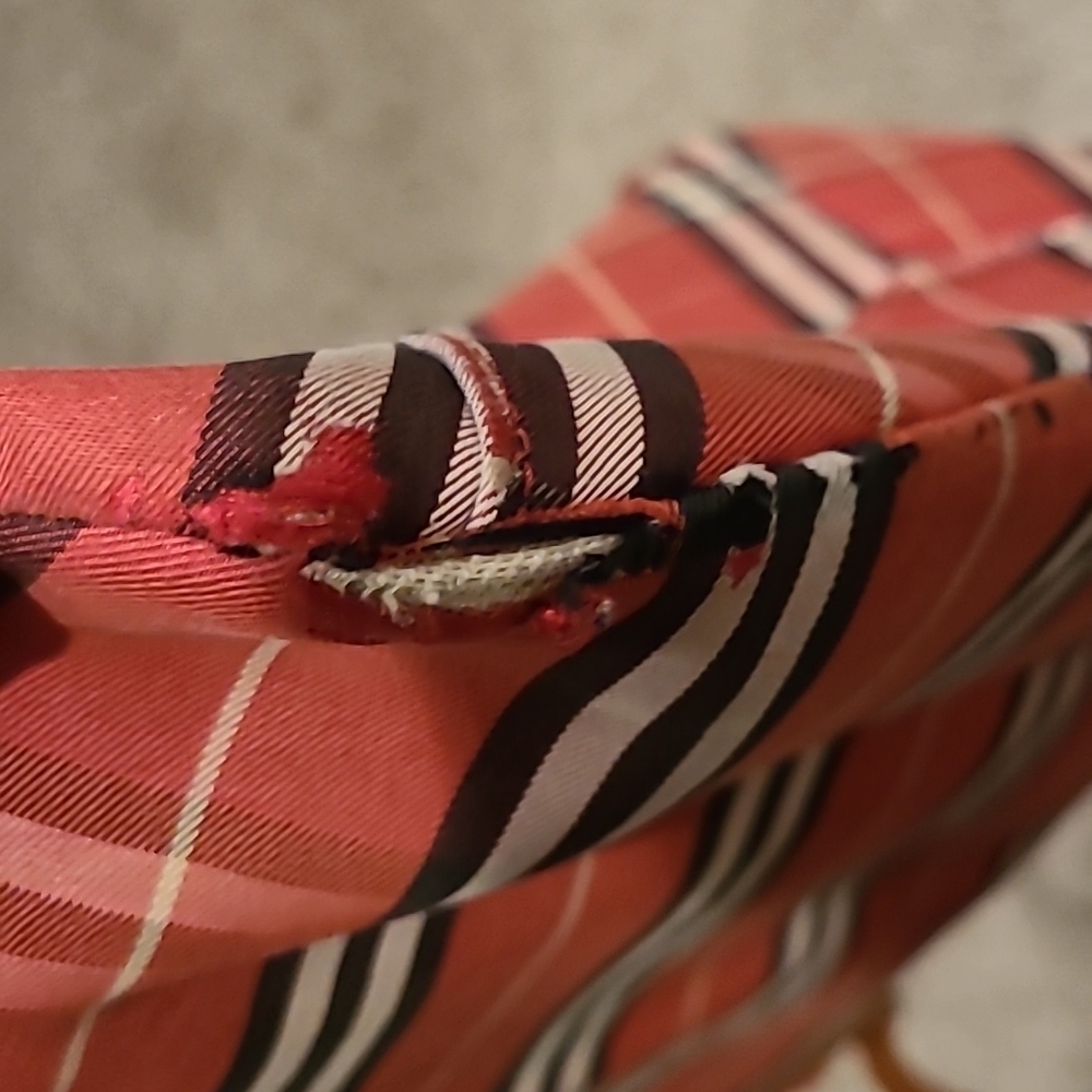 Burberry Red check tote bag - Picture 8 of 14
